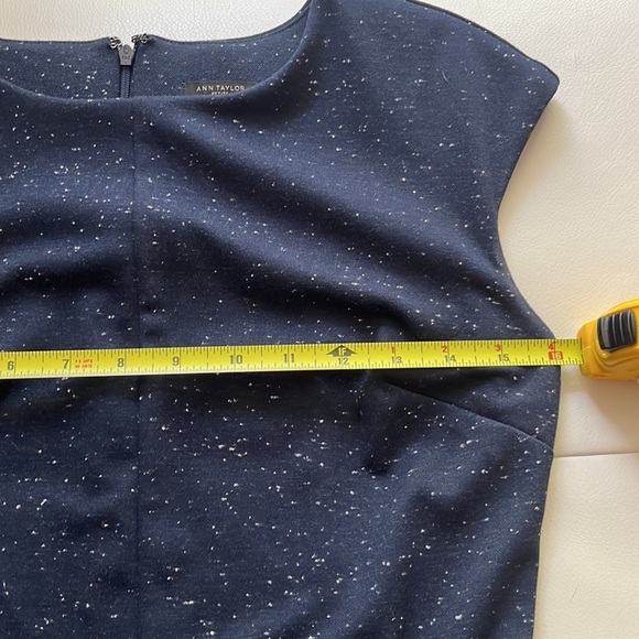 EUC ANN TAYLOR MINI BODYCON NAVY BLUE DRESS, size 00 petite - Picture 6 of 7